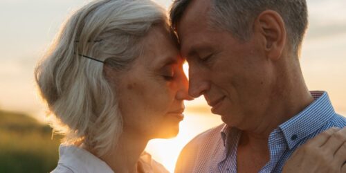 Sexualität im Alter: Wie Lust und Leidenschaft auch im fortgeschrittenen Alter erhalten bleiben können